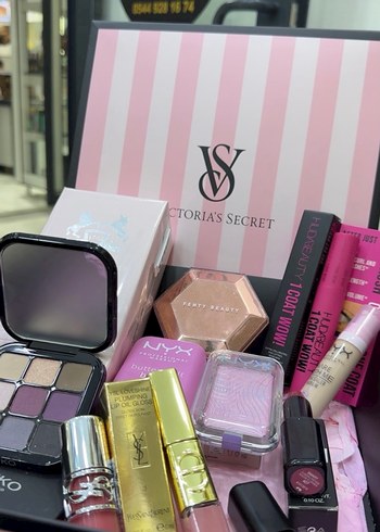 Victoria s Secret Victorias Secret Makyaj Seti