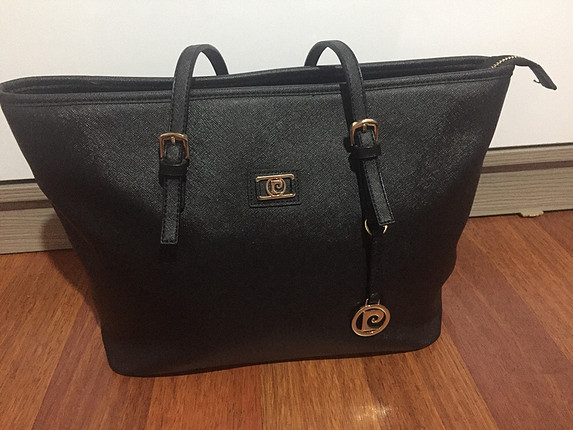 Pierre Cardin Orjinaldir 