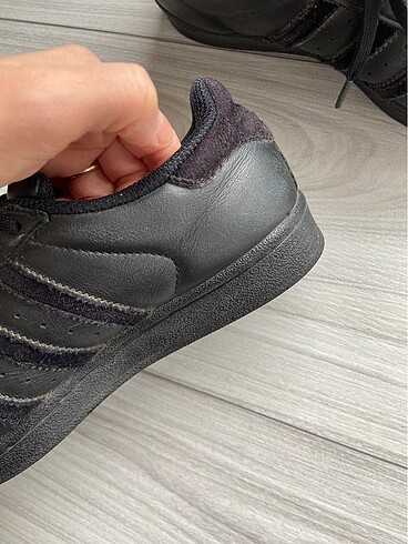 Adidas Temiz kullanılmıştır