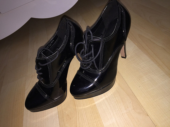 37 Beden siyah Renk Rugan topuklu ayakkabı