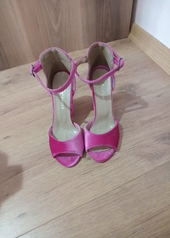 Pembe Rugan Stiletto Topuklu Kadın Abiye Ayakkabı