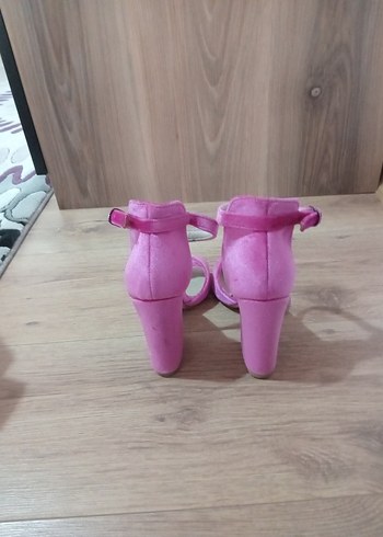 37 Beden Pembe Rugan Stiletto Topuklu Kadın Abiye Ayakkabı