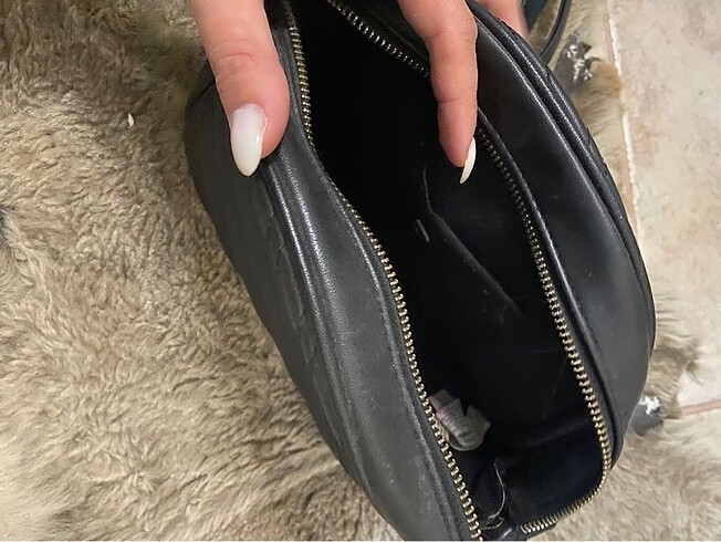  Beden siyah Renk Bershka çapraz çanta