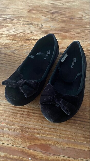LC Waikiki Kadife babet