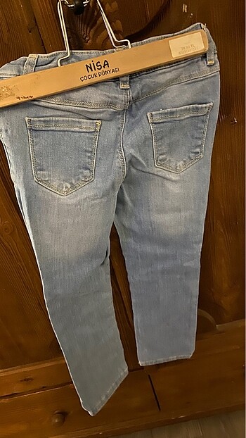 LC Waikiki Jean slim fit 4-5 YAŞ