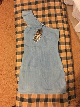 Bershka etiketli kot elbise