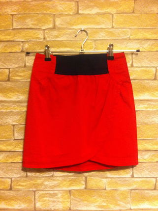 Bershka xs etek