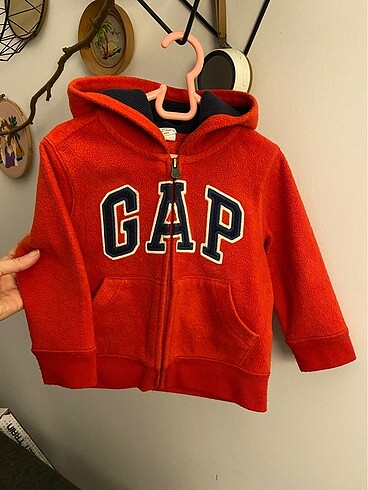 Orijinal Gap Sweatshirt 2 yas kirmizi