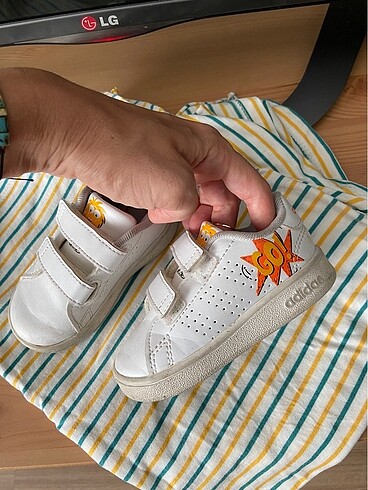20 Beden Adidas cocuk bebek ayakkabisi 20 numara