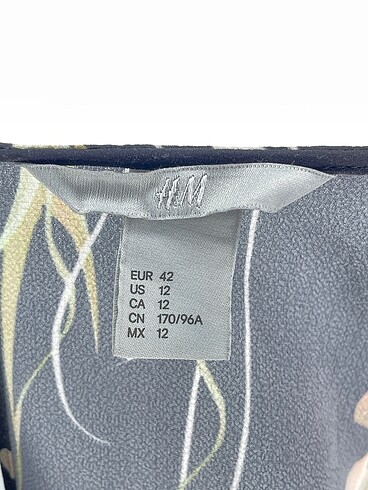 42 Beden çeşitli Renk H&M Kısa Elbise %70 İndirimli.
