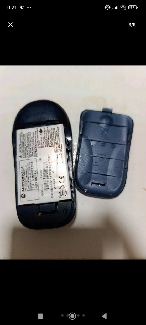 Motorola tuşlu telefon - Görsel 3