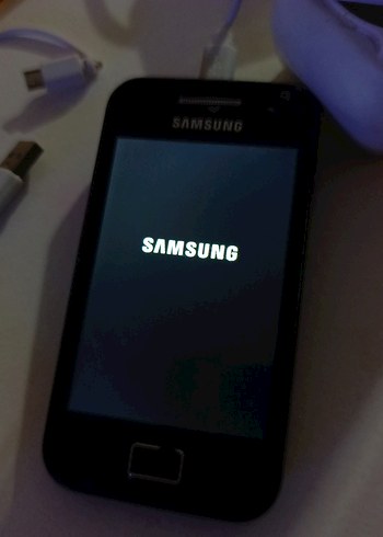 Samsung Galaxy Ace GT-S5830N Siyah Android Telefon - Görsel 2