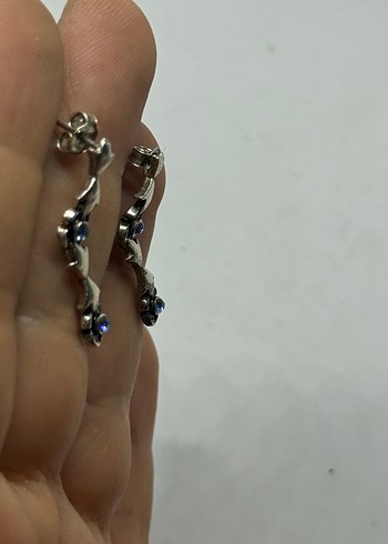 Beden mavi Renk 925 ayar mavi taşlı küpe