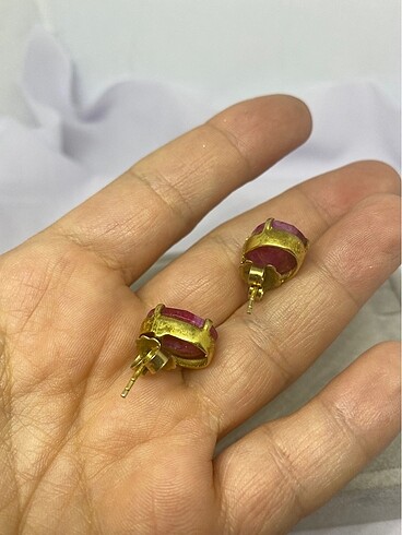 Diğer 925 ayar Gold kaplama naturel yakut taşlı küpe