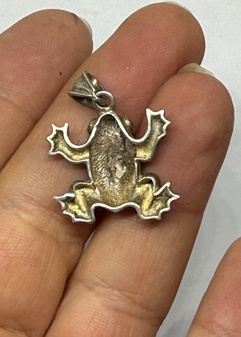 925 ayar kurbağa figürlü kolye ucu - Görsel 3
