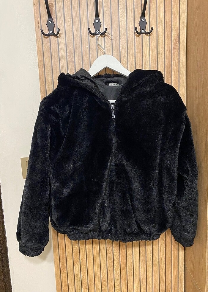 Zara model Polüş mont - Görsel 2