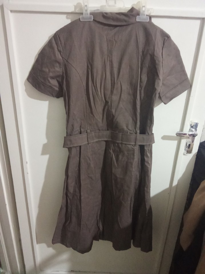 Düğmeli Kısa Kollu Midi Kadın Elbise - Görsel 4