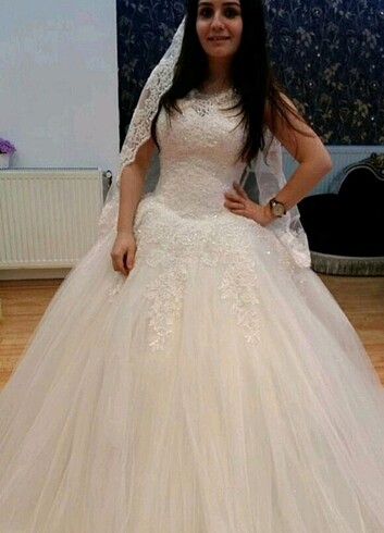PRENSES MODEL GELİNLİK