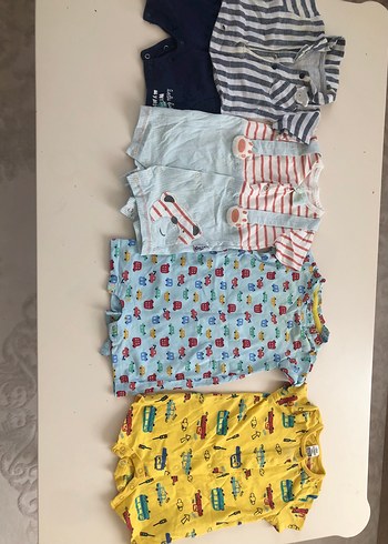 Renkli Bebek Erkek Kısa kollu tulum  Seti - Görsel 4