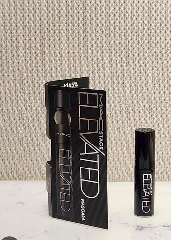 MAC Elevated Mascara Siyah Ve Sik Kirpik Tanimlayici