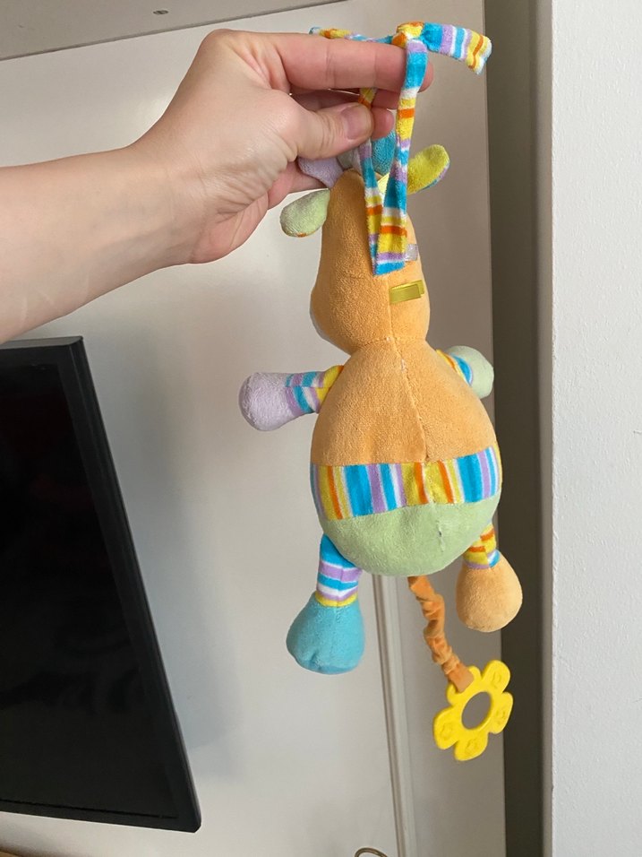 Renkli Diş Kaşıyıcı ve Çıngırak Oyuncak - Görsel 2