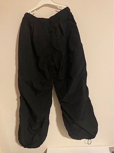 Bershka paraşüt pantolon