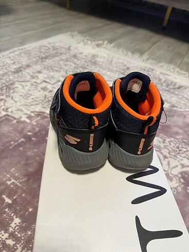 25 Beden lacivert Renk Skechers bot