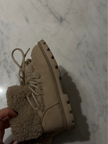 Zara Zara 25 bot