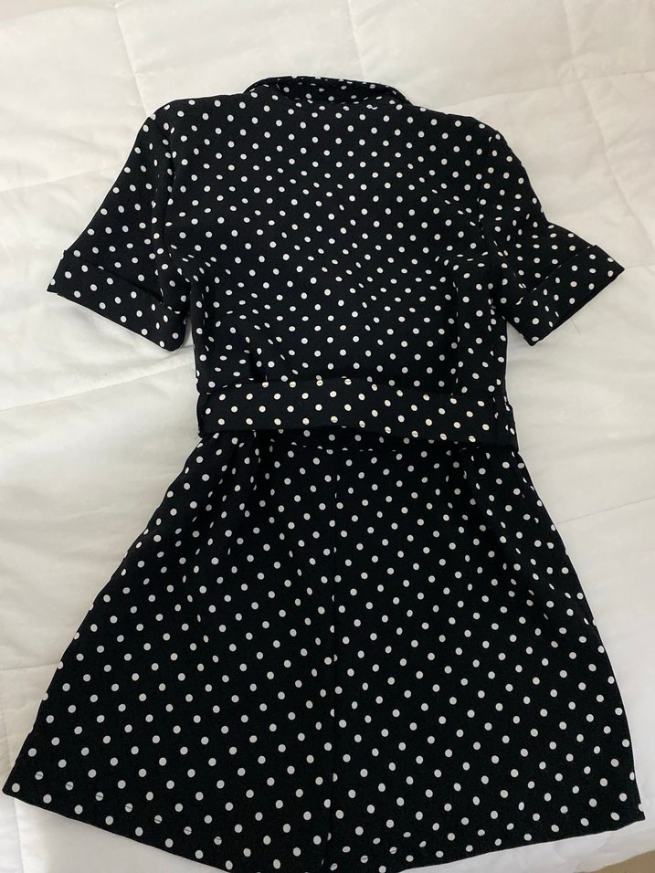 Düğmeli Siyah Puantiyeli Mini Şort Tulum - Görsel 3