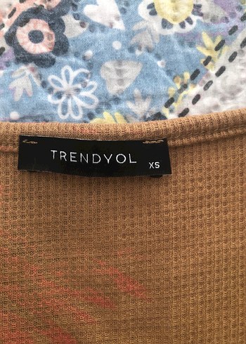 Düğmeli, Yaka Detaylı Kahverengi Kadın bluz - Görsel 3