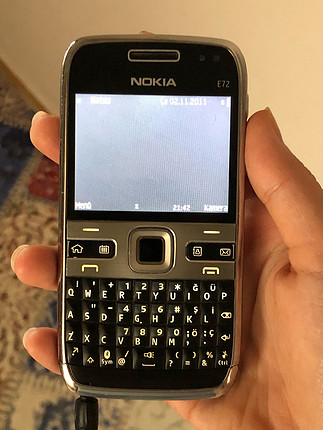 Nokia e72