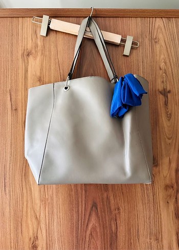 Gri Saks Fularlı Çanta - Görsel 2