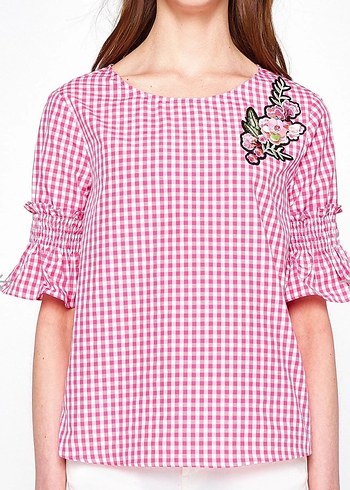 Pembe Nakışlı Kısa Kollu Kadın Bluz - Görsel 4