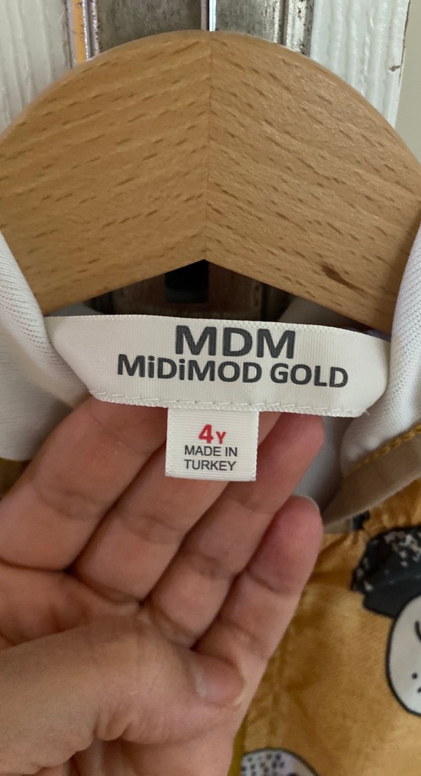 Kapüşonlu Düğmeli Erkek Çocuk Yağmurluk - Görsel 3