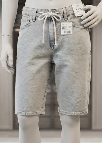 LC Waikiki Acik Mavi Denim Sort Rahat Ve Sik Yazlik Model