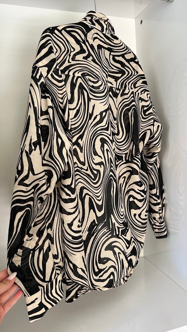 Zebra Desenli Uzun Kollu Düğmeli Kadın Gömlek - Görsel 4