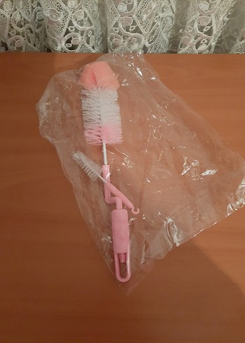Pastel Pembe Biberon Temizleme Fırçası