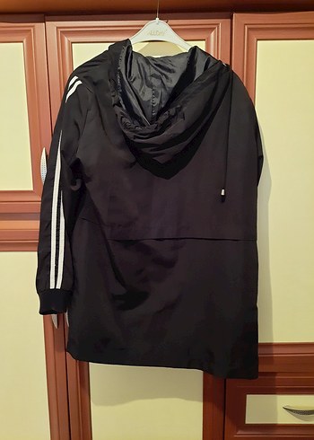 Siyah yağmurluk - Görsel 6