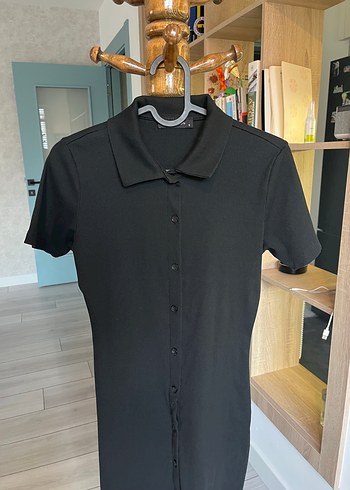 LC Waikiki Siyah Minimal Polo Yaka Elbise