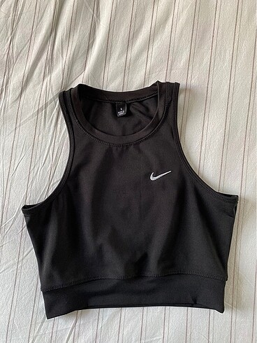 Nike sporcu üst