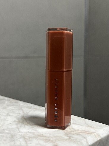 Fenty Beauty Fenty Glow Stix Gloss
