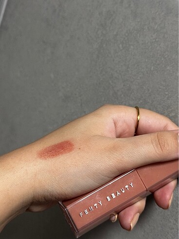 Beden çeşitli Renk Fenty Beauty Fenty Glow Stix Gloss