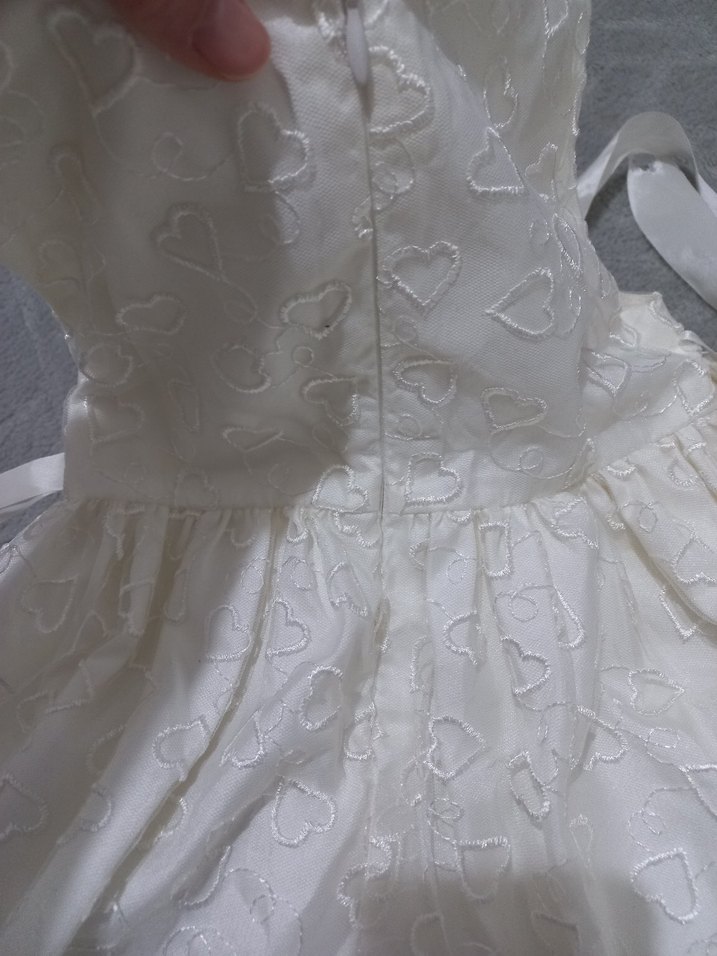 Nakışlı Beyaz Kız Elbisesi - Görsel 3