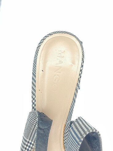 39 Beden çeşitli Renk Mango Stiletto %70 İndirimli.