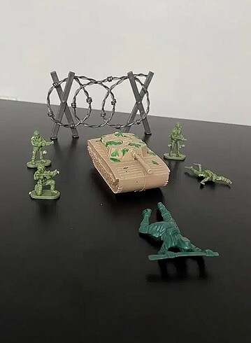 Askeri tank ve asker savaş oyuncakları mini set