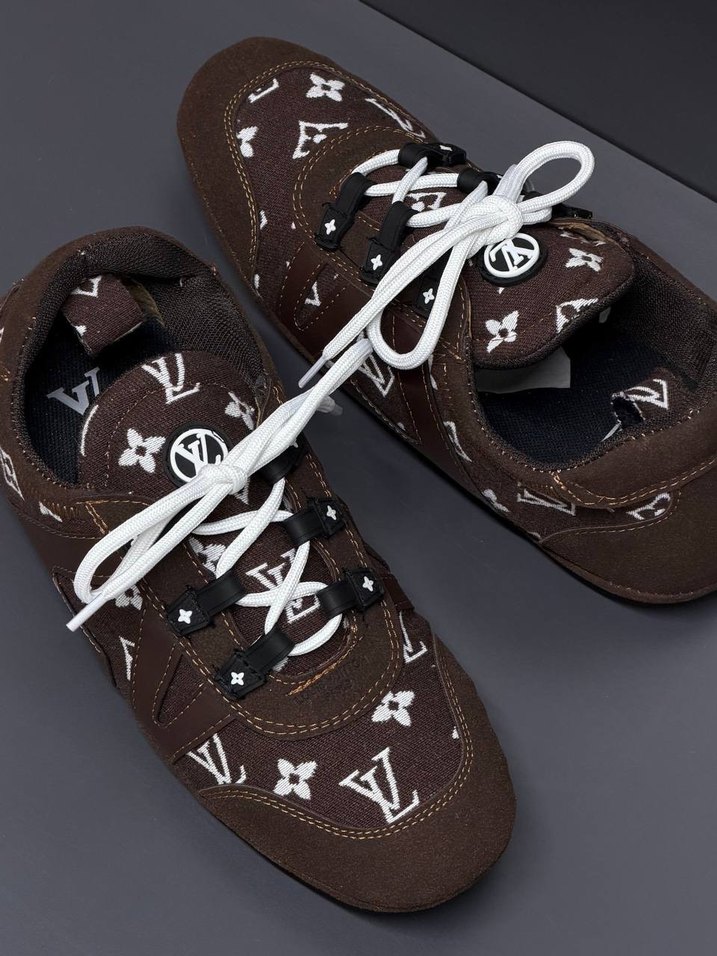 Louis Vuitton Kahverengi Monogram Sneaker — görsel 4/9