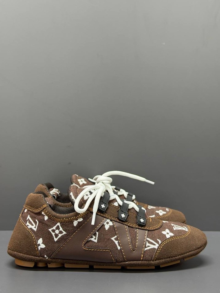 Louis Vuitton Kahverengi Monogram Sneaker — görsel 2/9