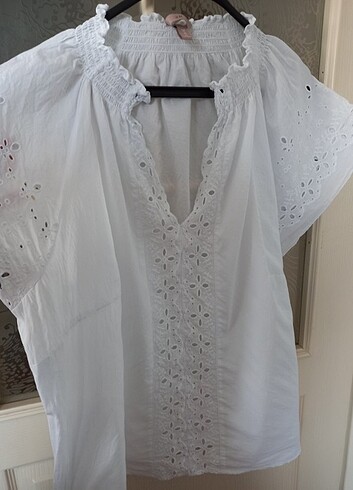 H&M yazlık dantel bluz gömlek tshirt 50