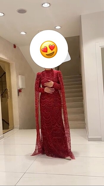 Pınar şems kırmızı taşlı abiye
