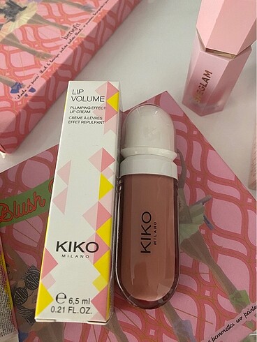  Beden Renk Kiko simli LİP GLOSS